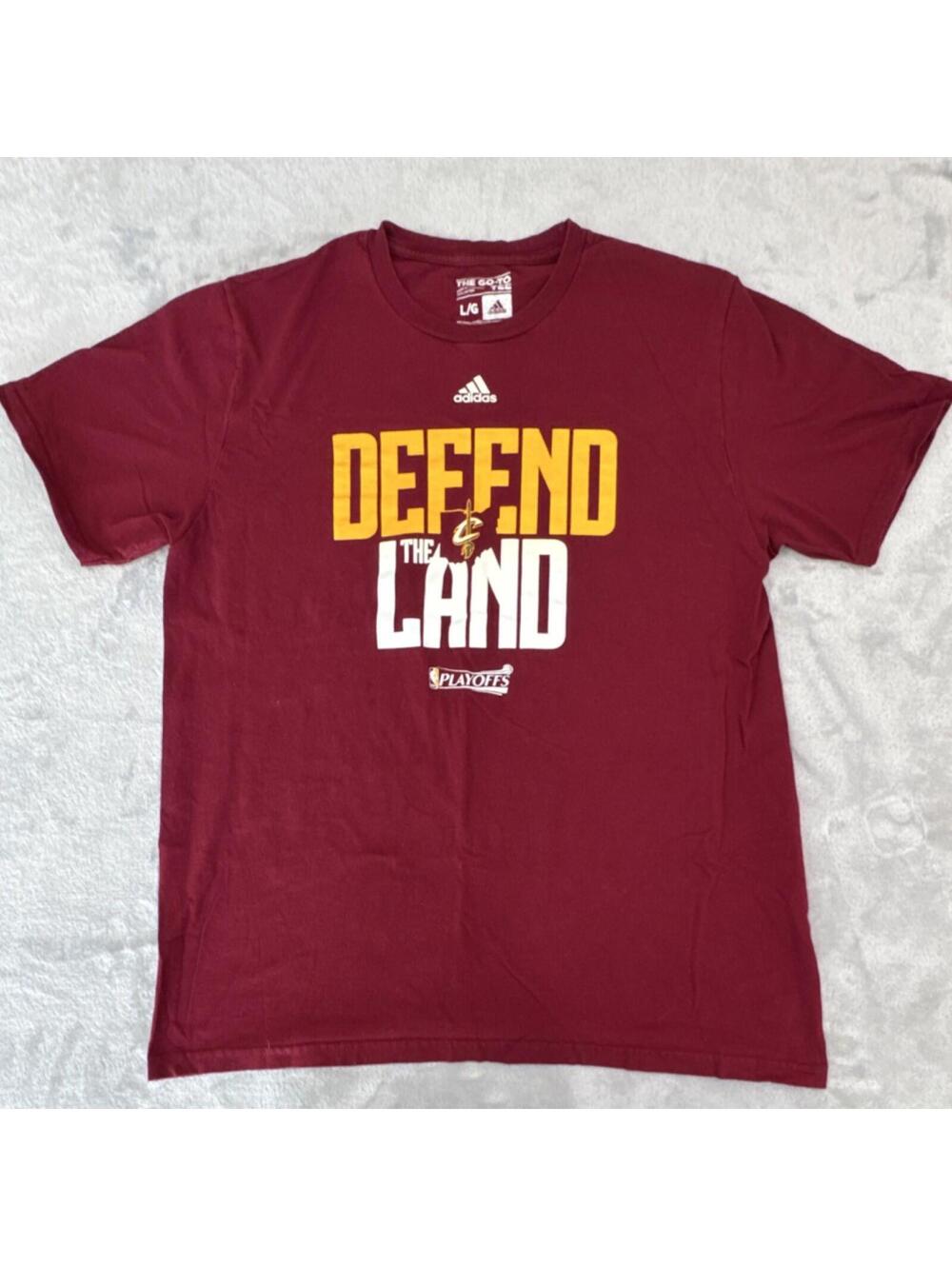 adidas Cleveland Cavaliers Defend The Land NBA Playoffs Maroon T-Shirt Size L